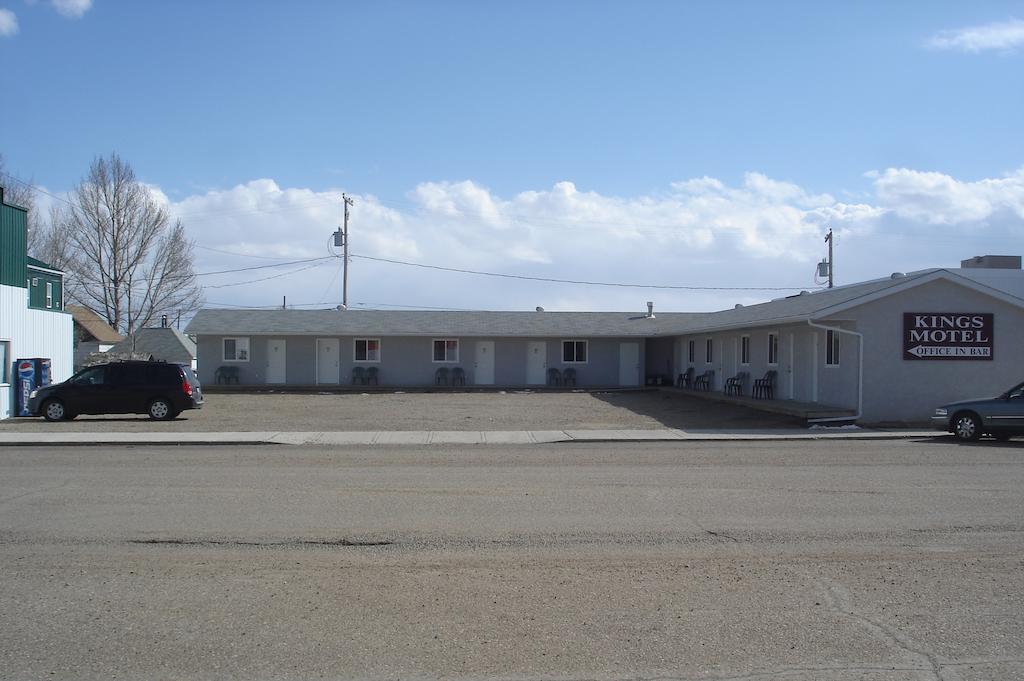 King'S Hotel & Motel By Elevate Rooms Shaunavon Eksteriør billede