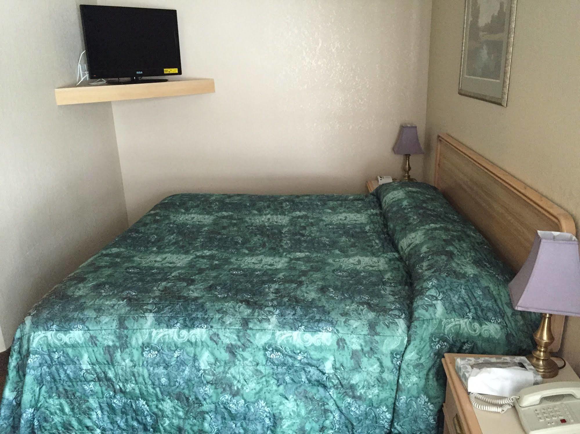 King'S Hotel & Motel By Elevate Rooms Shaunavon Eksteriør billede