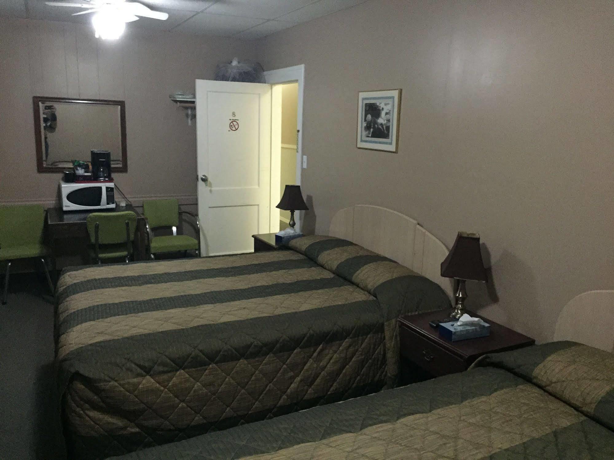 King'S Hotel & Motel By Elevate Rooms Shaunavon Eksteriør billede