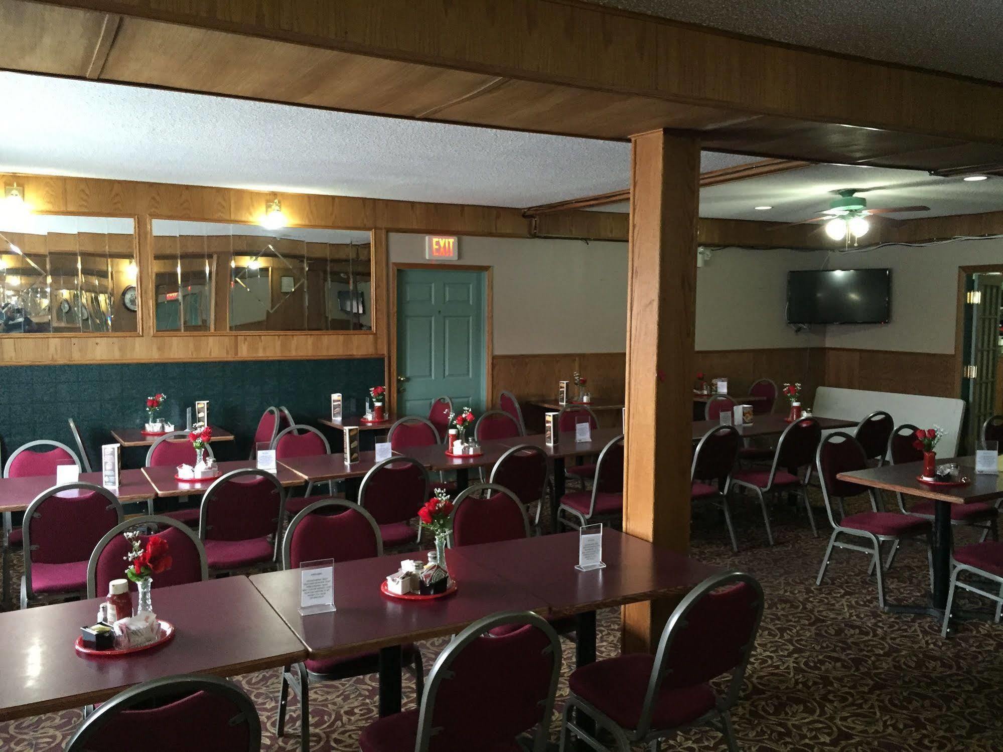 King'S Hotel & Motel By Elevate Rooms Shaunavon Eksteriør billede